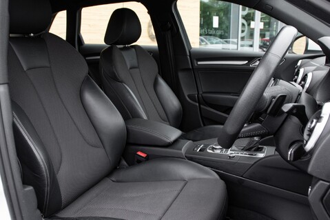Audi A3 SPORTBACK TFSI S LINE 30