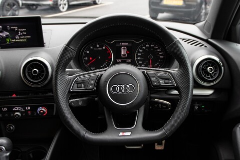 Audi A3 SPORTBACK TFSI S LINE 21