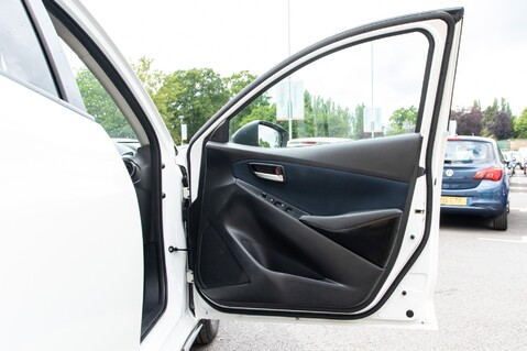 Mazda 2 SPORT BLACK 14