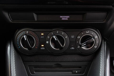 Mazda 2 SPORT BLACK 30