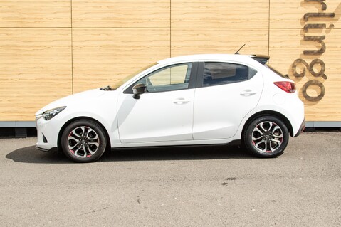 Mazda 2 SPORT BLACK 13