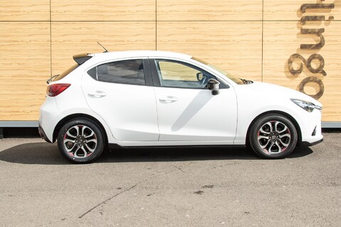 Mazda 2 SPORT BLACK 12
