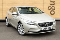 Volvo V40 T3 INSCRIPTION 1