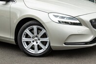 Volvo V40 T3 INSCRIPTION 11