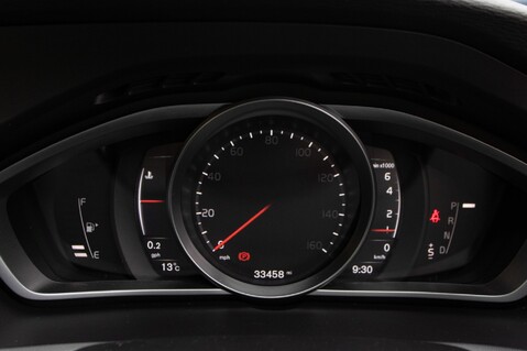 Volvo V40 T3 INSCRIPTION 15