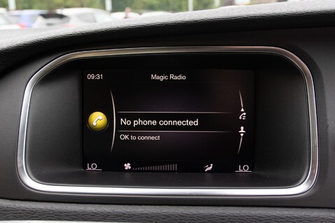 Volvo V40 T3 INSCRIPTION 25