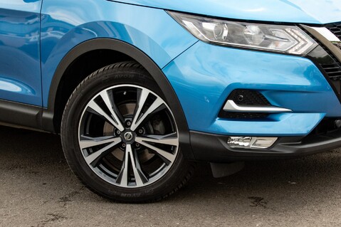 Nissan Qashqai N-CONNECTA DIG-T XTRONIC 12