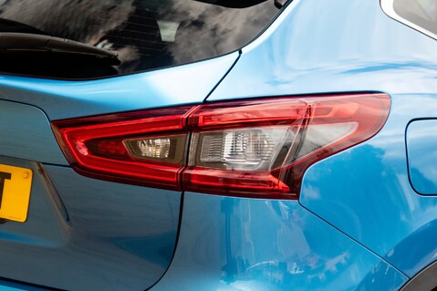 Nissan Qashqai N-CONNECTA DIG-T XTRONIC 10