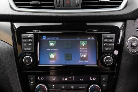 Nissan Qashqai N-CONNECTA DIG-T XTRONIC 30