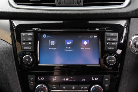 Nissan Qashqai N-CONNECTA DIG-T XTRONIC 32