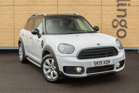 Mini Countryman COOPER CLASSIC 1