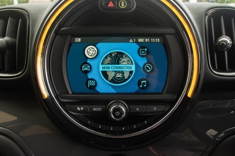 Mini Countryman COOPER CLASSIC 23