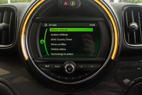 Mini Countryman COOPER CLASSIC 25