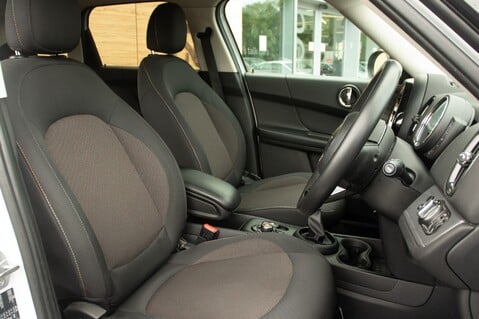 Mini Countryman COOPER CLASSIC 31