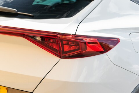 Cupra Formentor VZ2 DSG 9
