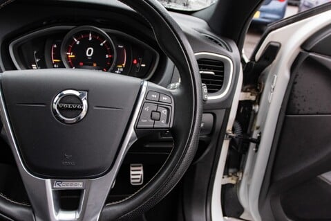 Volvo V40 D3 R-DESIGN PRO 20