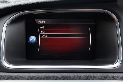 Volvo V40 D3 R-DESIGN PRO 22