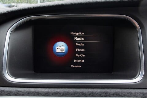 Volvo V40 D3 R-DESIGN PRO 23