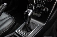Volvo V40 D3 R-DESIGN PRO 32