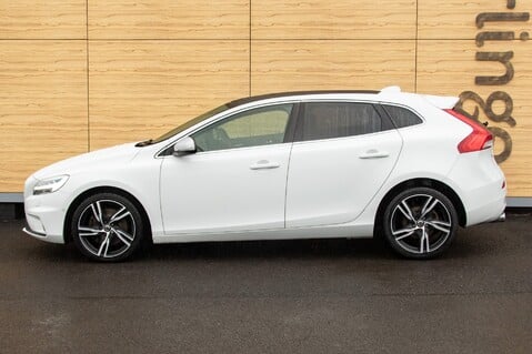 Volvo V40 D3 R-DESIGN PRO 13