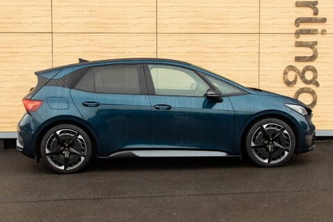 Cupra Born V3 12