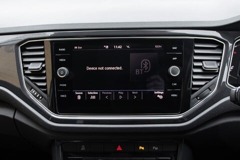 Volkswagen T-Roc SEL TDI 4MOTION 23