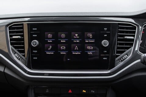 Volkswagen T-Roc SEL TDI 4MOTION 28