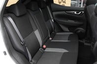 Nissan Qashqai DIG-T N-CONNECTA 33