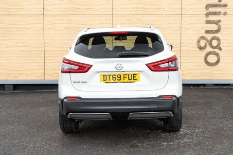 Nissan Qashqai DIG-T N-CONNECTA 6
