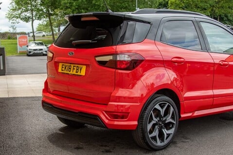 Ford Ecosport ST-LINE TDCI 8
