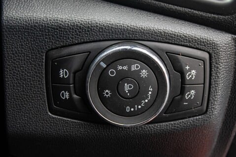 Ford Ecosport ST-LINE TDCI 16