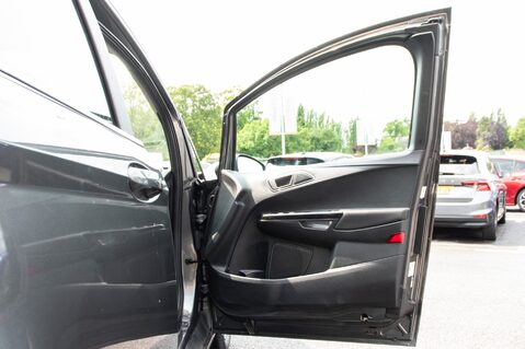 Ford B-Max ZETEC TDCI 14