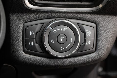 Ford B-Max ZETEC TDCI 16