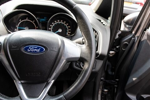 Ford B-Max ZETEC TDCI 20