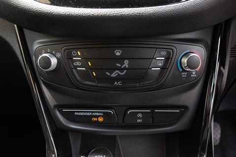 Ford B-Max ZETEC TDCI 34