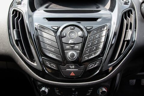 Ford B-Max ZETEC TDCI 33