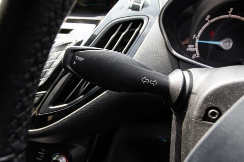 Ford B-Max ZETEC TDCI 17