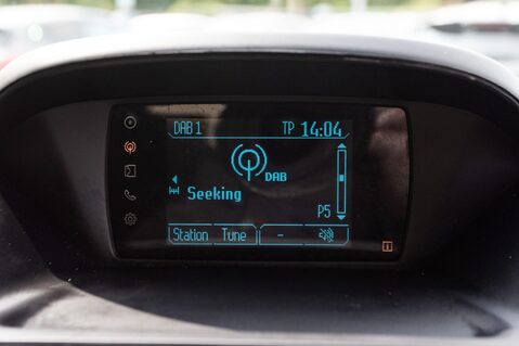Ford B-Max ZETEC TDCI 24