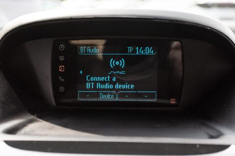 Ford B-Max ZETEC TDCI 26