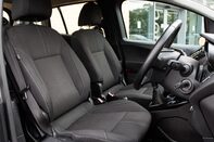 Ford B-Max ZETEC TDCI 31