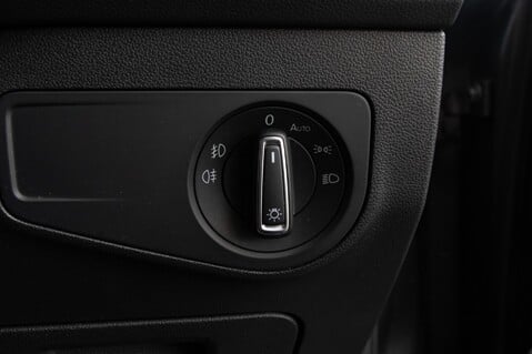 Volkswagen Tiguan R-LINE TDI DSG 16