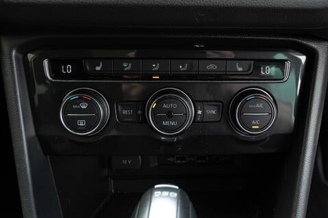Volkswagen Tiguan R-LINE TDI DSG 37