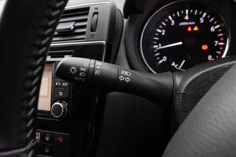 Nissan Pulsar N-CONNECTA DIG-T 17