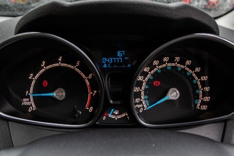 Ford Fiesta ZETEC 15