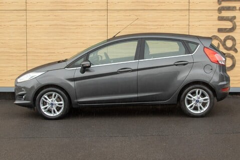 Ford Fiesta ZETEC 13