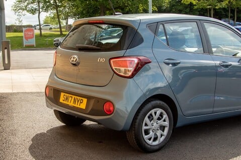 Hyundai i10 SE 8