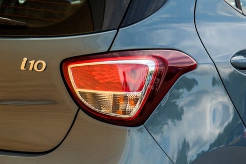 Hyundai i10 SE 9