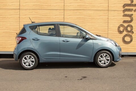 Hyundai i10 SE 12