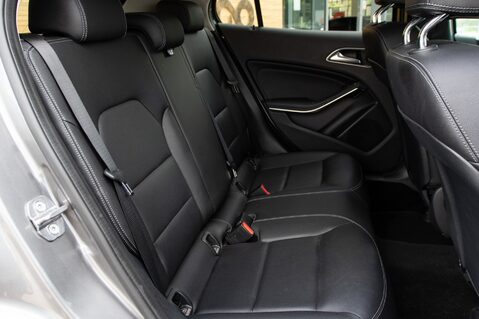 Mercedes-Benz GLA Class GLA 200 SE EXECUTIVE 36