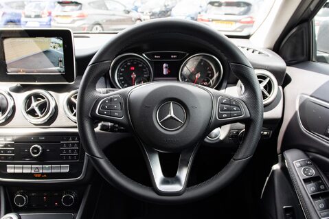 Mercedes-Benz GLA Class GLA 200 SE EXECUTIVE 20